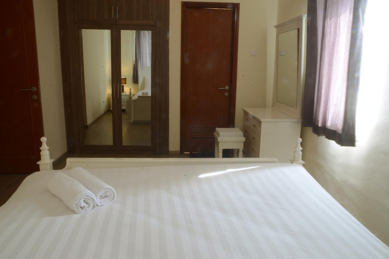 3Br Grand Palace With Private Bathtub By Travelio Jakarta Eksteriør billede